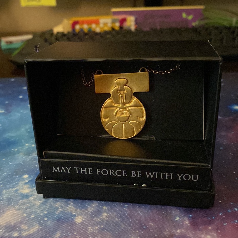 Rocklove + Star Wars Princess Leia Medal of Yavin necklace